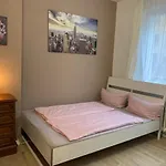 BERLIN - IMMA WAT LOS - WOHNUNG für 12 PERSONEN